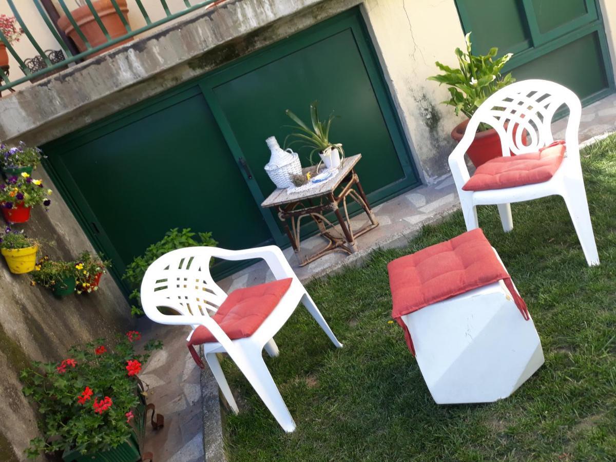 B&B Peverello Кастельнуово-ди-Магра Экстерьер фото