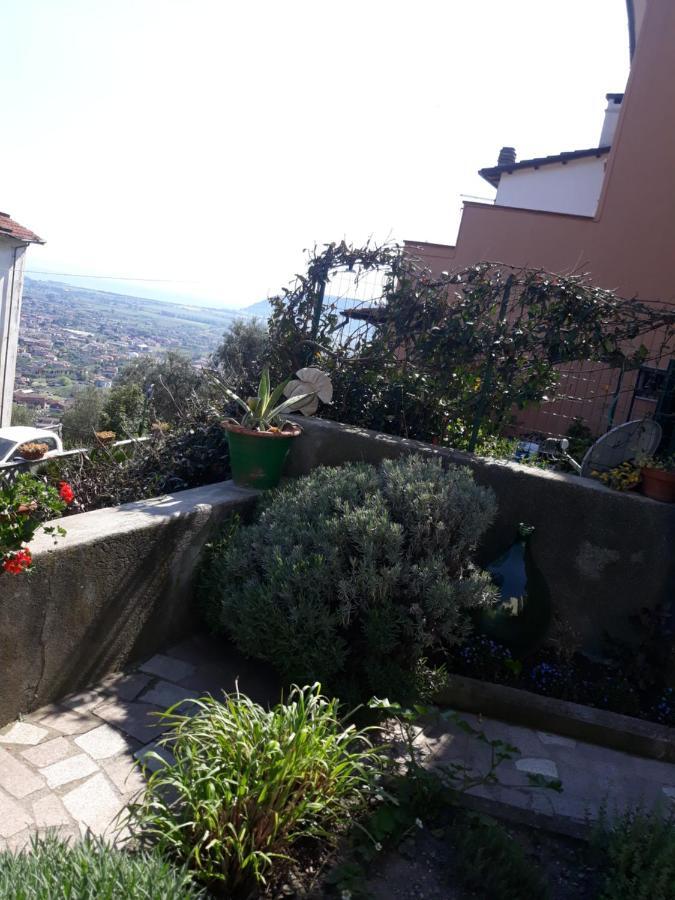 B&B Peverello Кастельнуово-ди-Магра Экстерьер фото